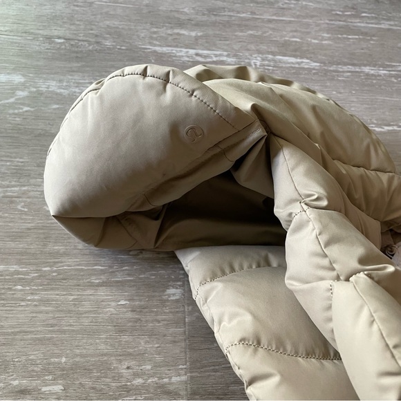 Size S/M NWT Lululemon Wunder Puff Trapper Hat - Trench - Picture 2 of 7